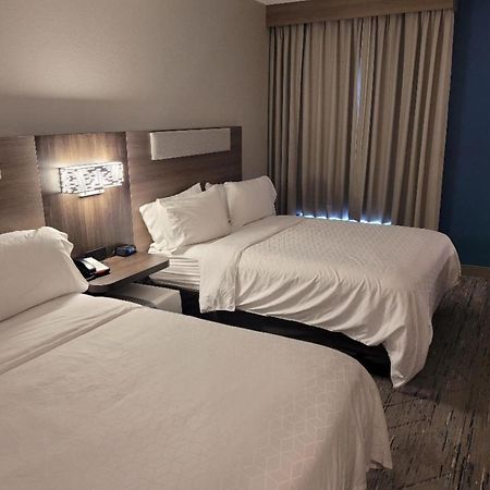 Holiday Inn Express Hotel & Suites Starkville, An Ihg Hotel Екстер'єр фото