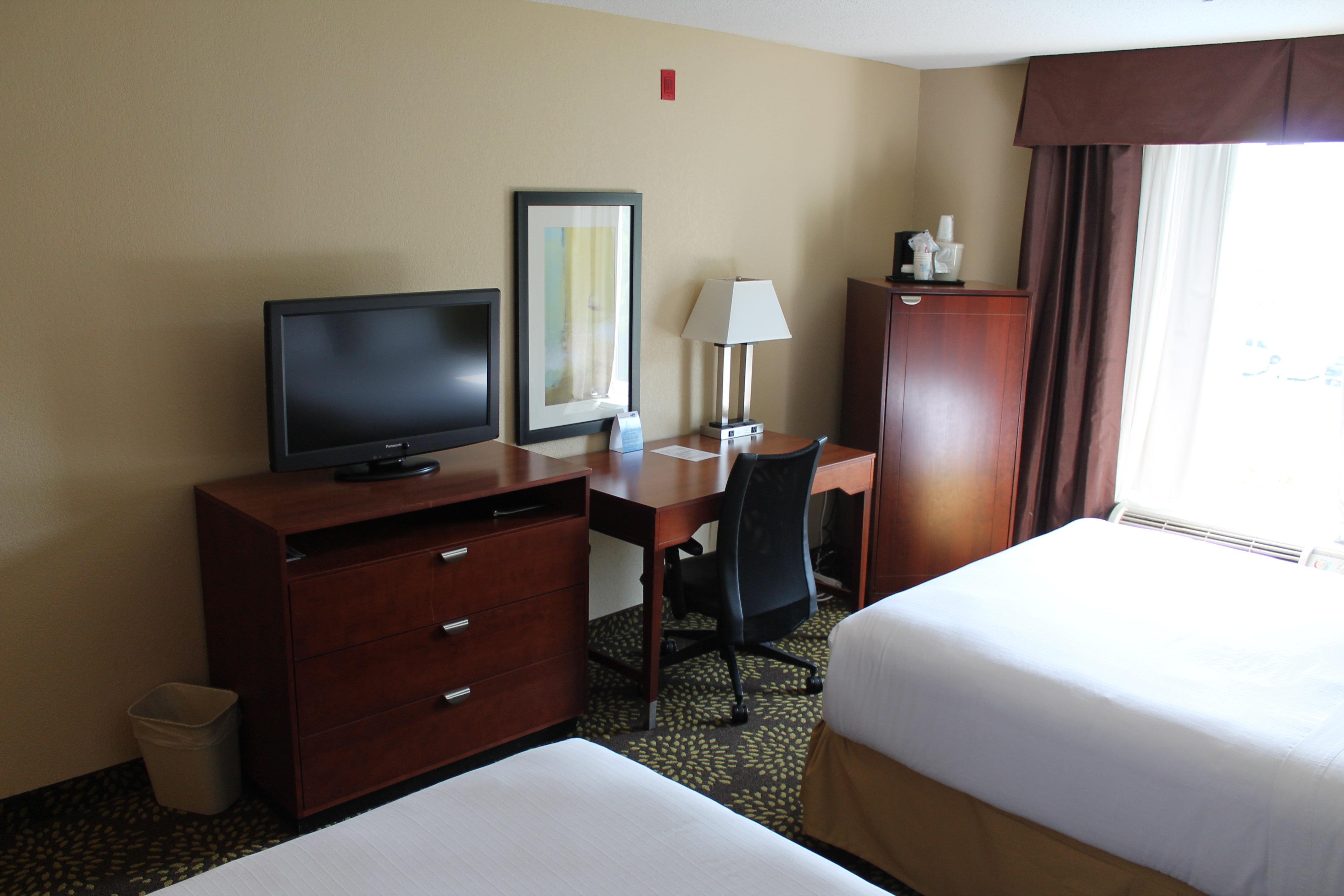 Holiday Inn Express Hotel & Suites Starkville, An Ihg Hotel Екстер'єр фото