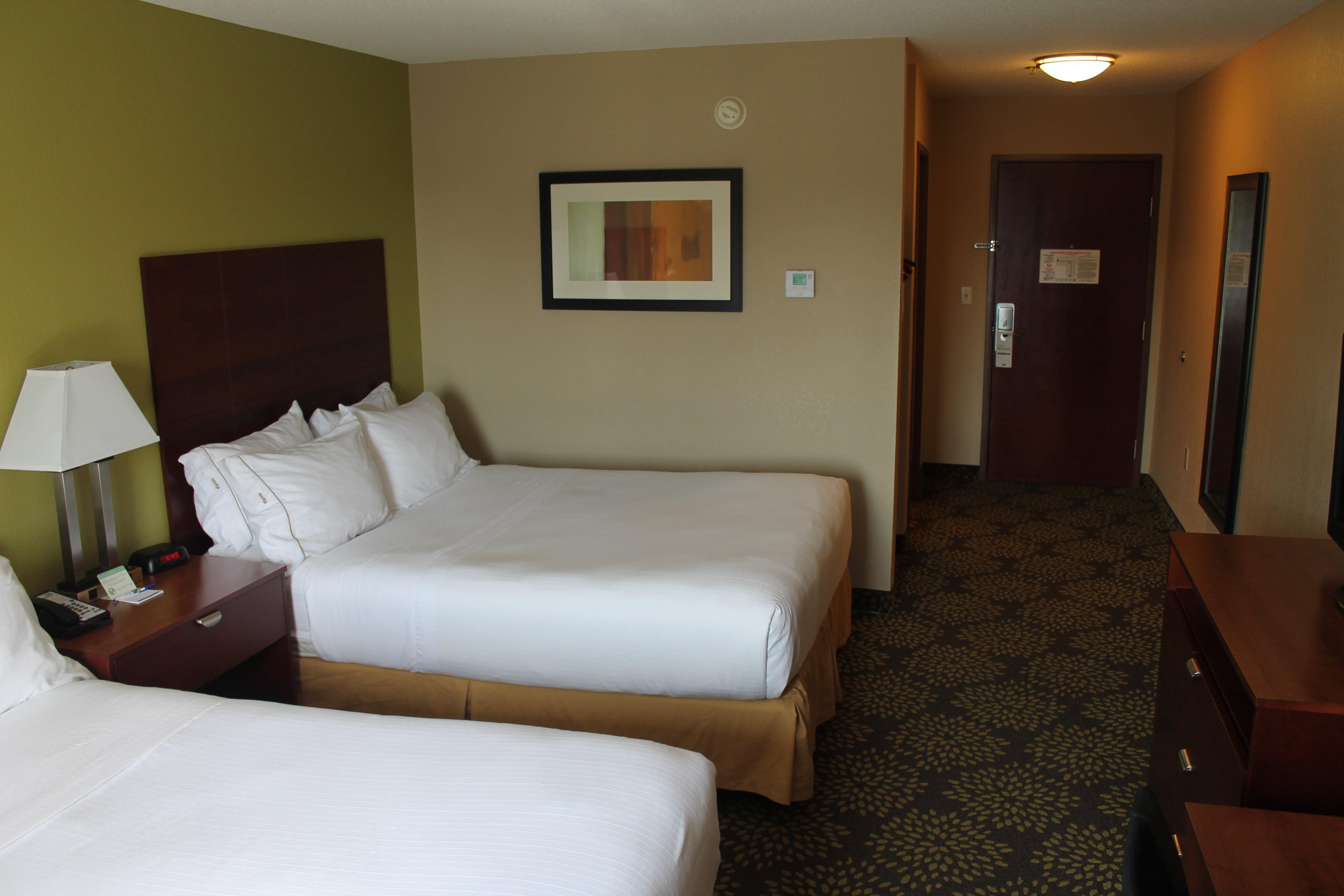 Holiday Inn Express Hotel & Suites Starkville, An Ihg Hotel Екстер'єр фото