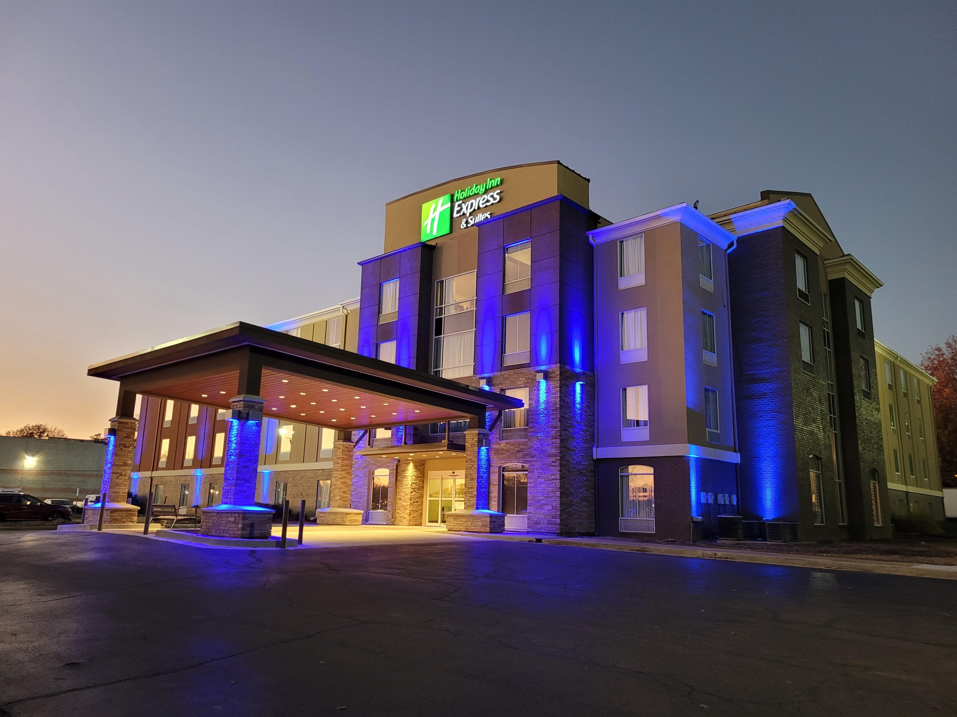 Holiday Inn Express Hotel & Suites Starkville, An Ihg Hotel Екстер'єр фото