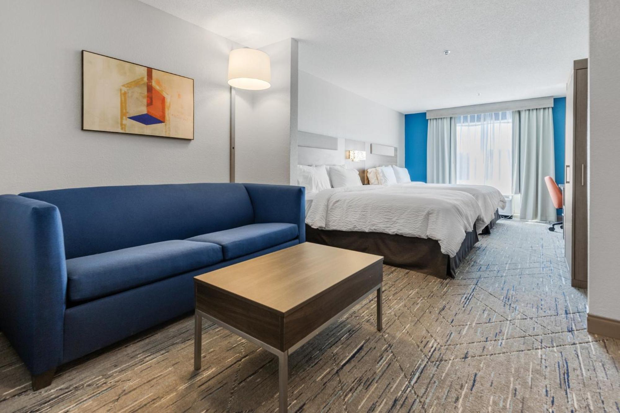 Holiday Inn Express Hotel & Suites Starkville, An Ihg Hotel Екстер'єр фото